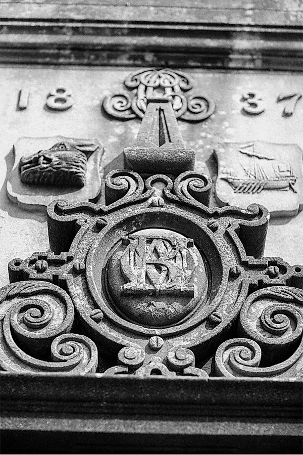 stonefield castle detail