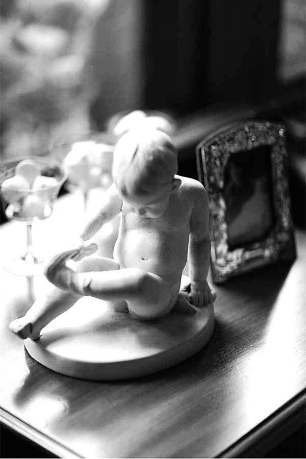 boys figure statue