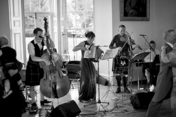 cool scottish wedding band