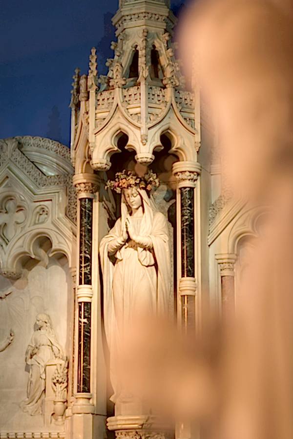 sculpture at church 