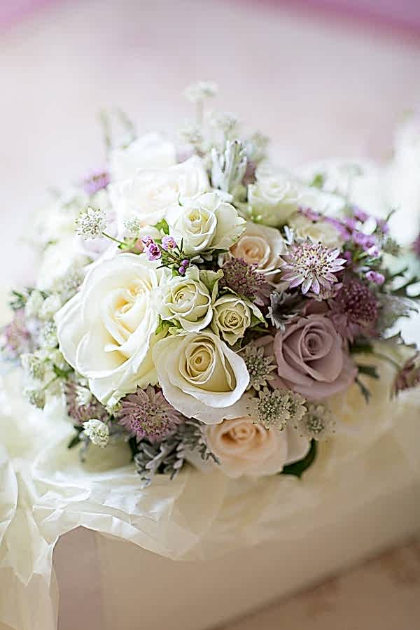 fresh wedding flowers