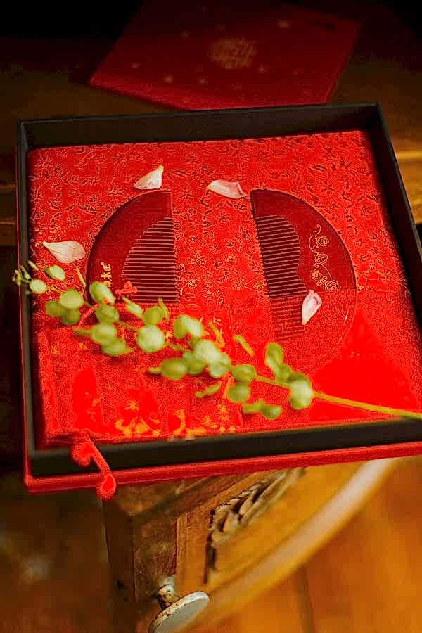 traditional chinese wedding hairbrushes