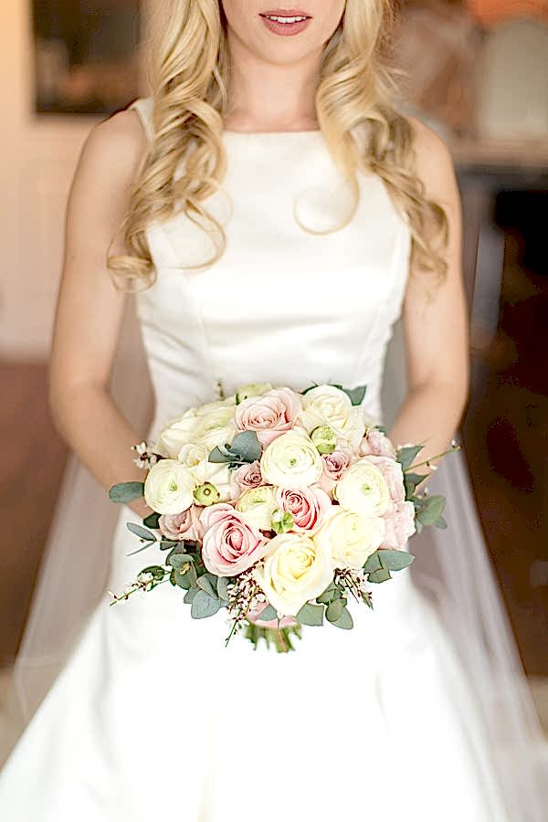 wedding bouquet made by scottish florist glasgow 