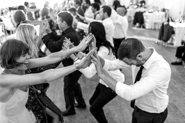 guests dancing during wedding at crear