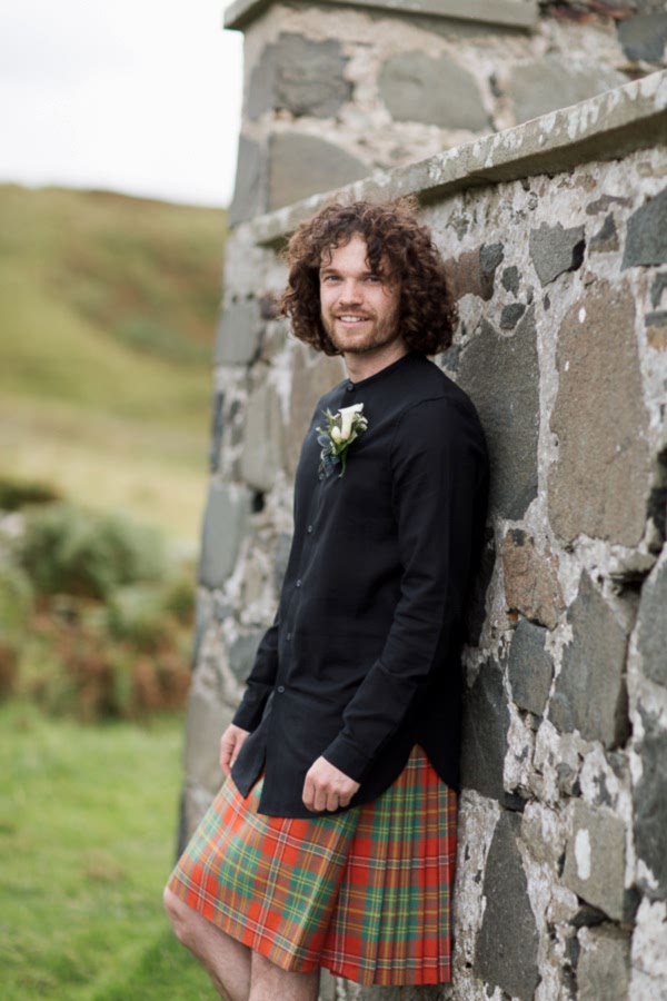 groom in kilt scotland long hair