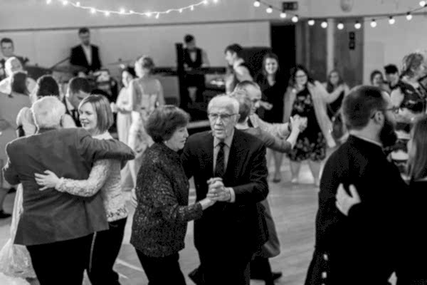 guersts dancing at town hall