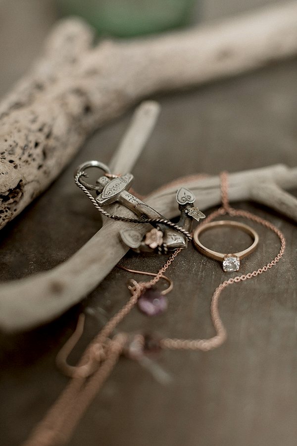 engagament ring and wedding neckles