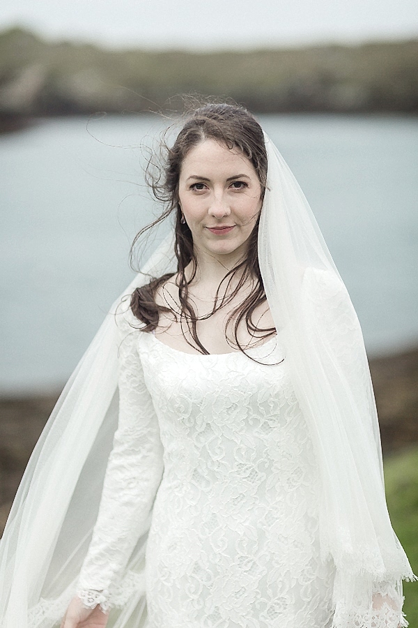 portrait of a scottish bride isle of skye