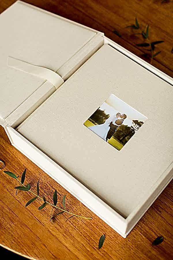 wedding albums glasgow classic album open