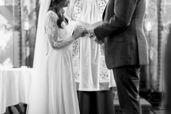 exchanging rings at chapel cromlix 