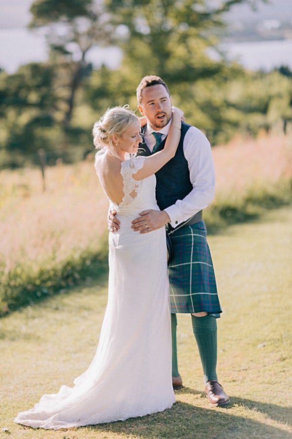 bride and a groom loch lomond 