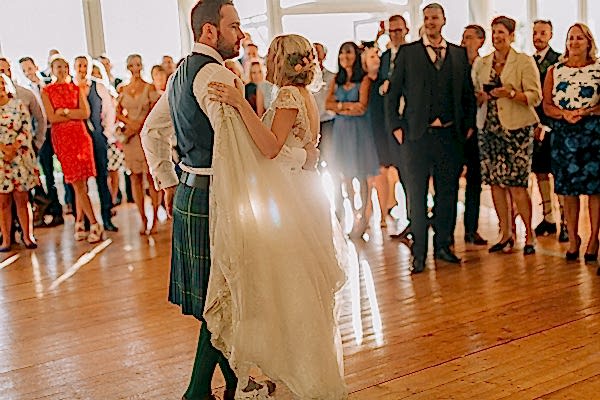 wedding couple first dance loch lomond