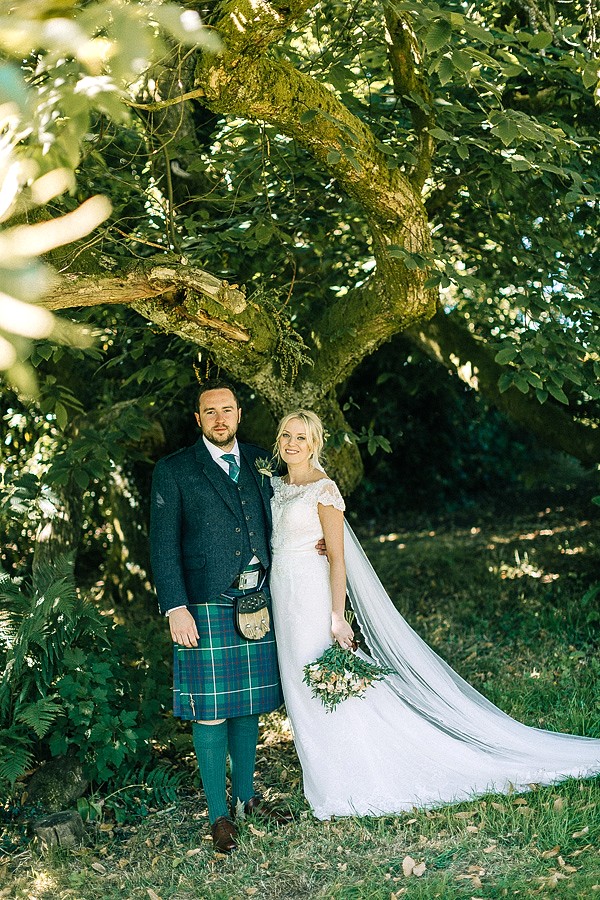 wedding shots by the tree loch lomond 