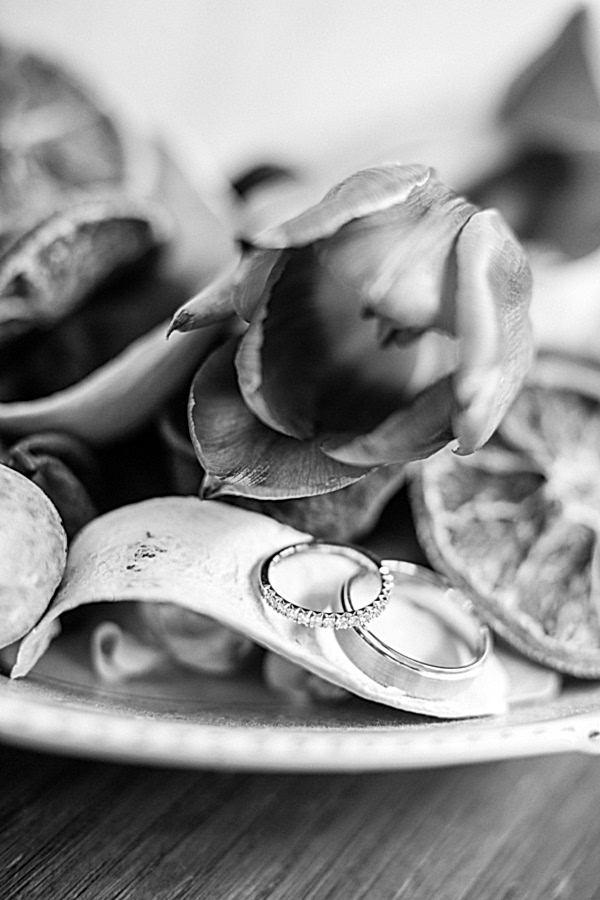 wedding rings detail fotogenic of scotland