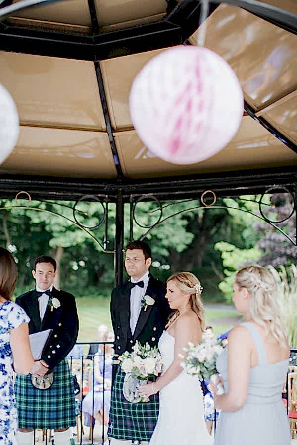 lochgreen wedding photographer ceremony outside
