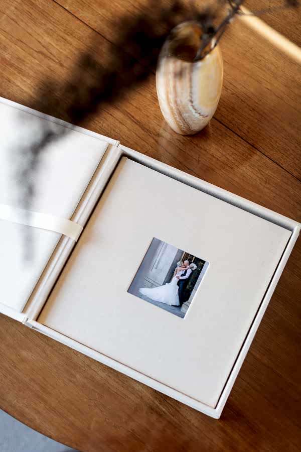 wedding albums from Glasgow and Edinburgh