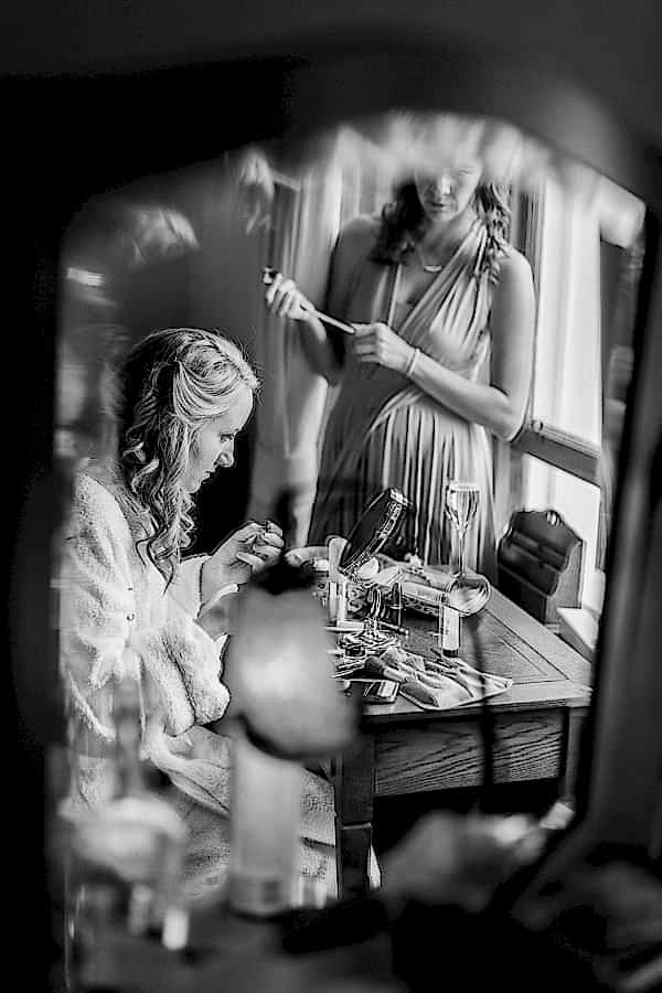 bride getting ready at the lodge on loch goil