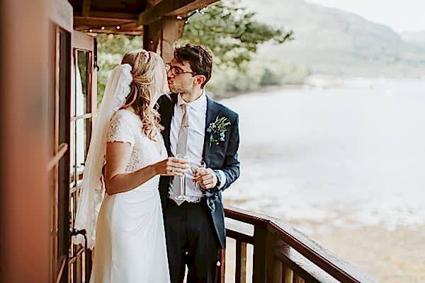 wedding photos at tree house on the lodge on loch goil scotland