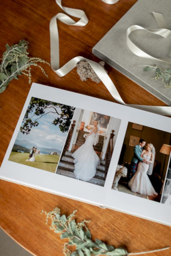 wedding albums from Glasgow Scotland boturich castle
