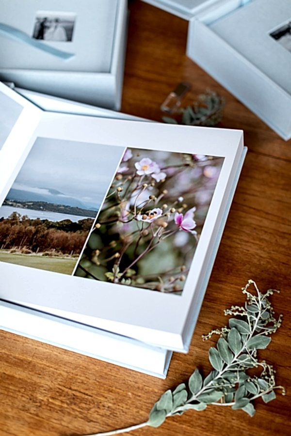 wedding albums from loch lomond Scotland 
