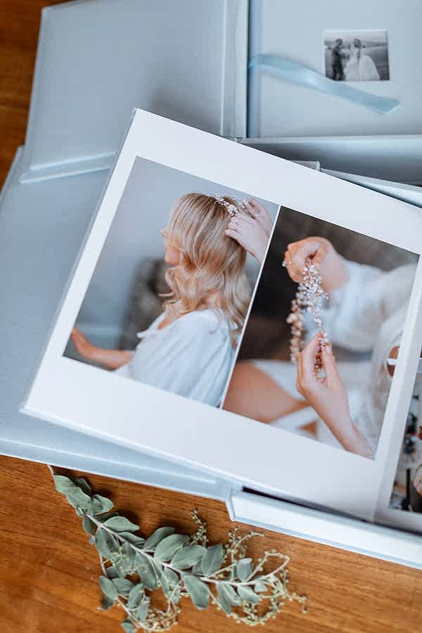 wedding albums from loch lomond Scotland 