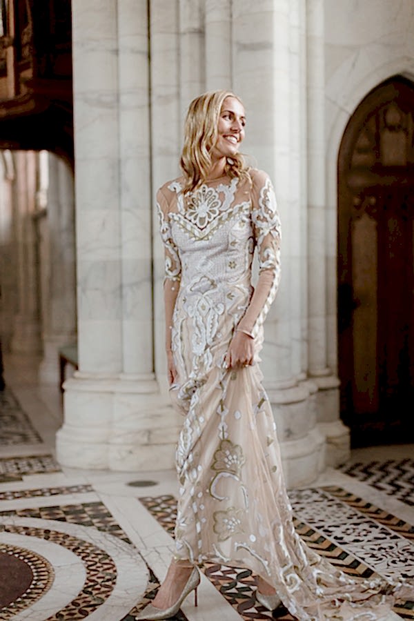 fotogenic of scotland bride smiling