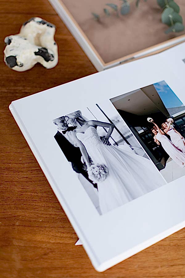 Wedding Photographers Edinburgh Albums 43