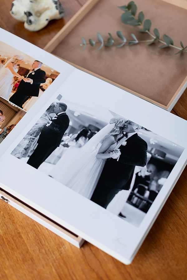 Wedding Photographers Edinburgh Albums 46