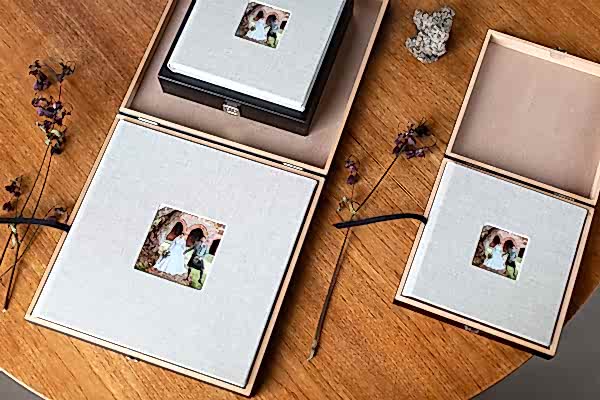 Wedding Photographers Edinburgh Albums 49