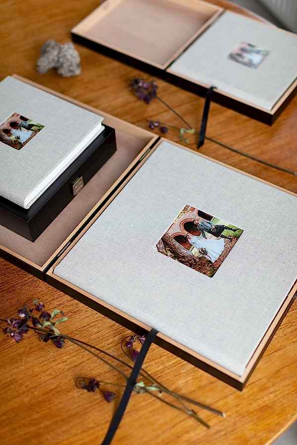 Wedding Photographers Edinburgh Albums 50