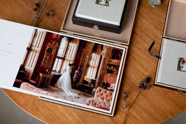 Wedding Photographers Edinburgh Albums 52