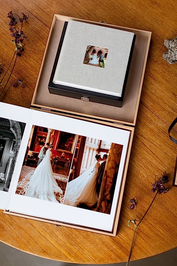 Wedding Photographers Edinburgh Albums 58