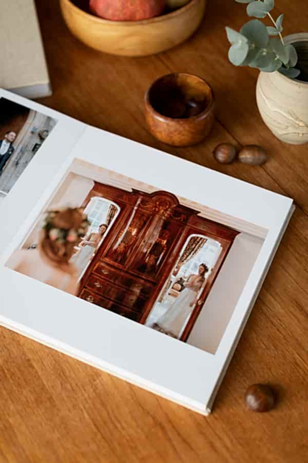 Wedding Photographers Edinburgh Albums 6