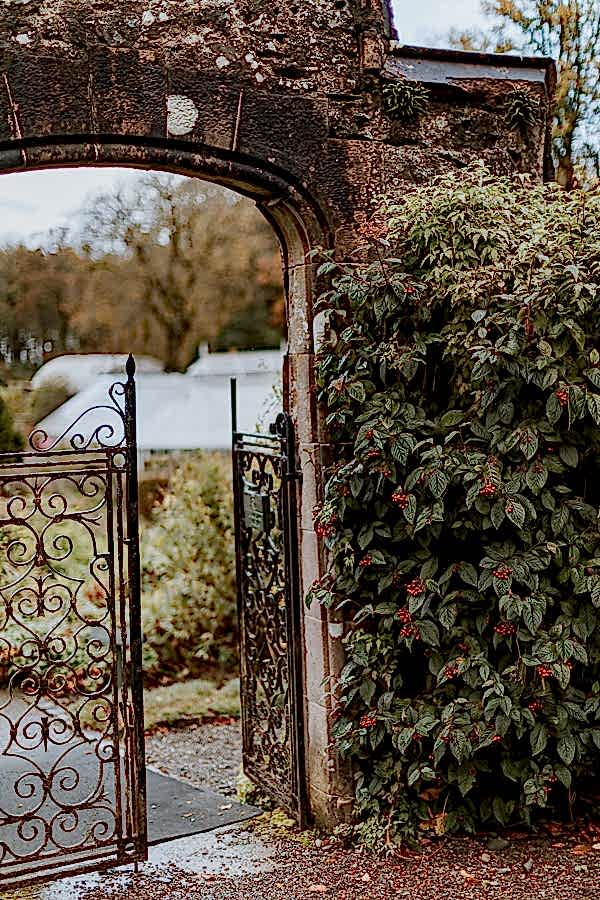 Glenapp Castle Wedding Photos Garden