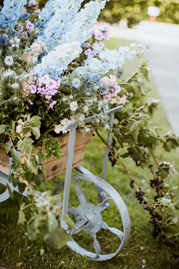 floers wedding decorations at dumfries house