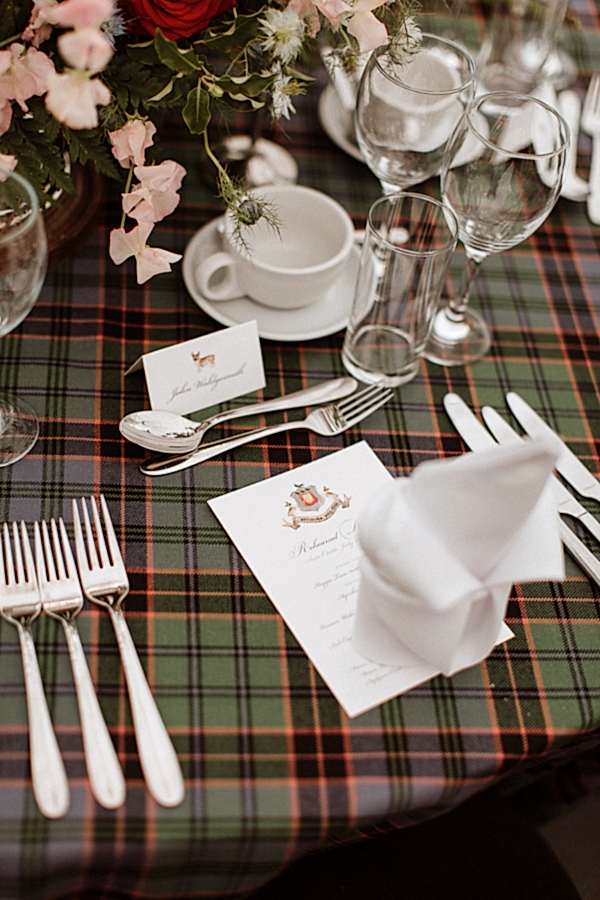 table decorations with tartan fotogenic of scotland