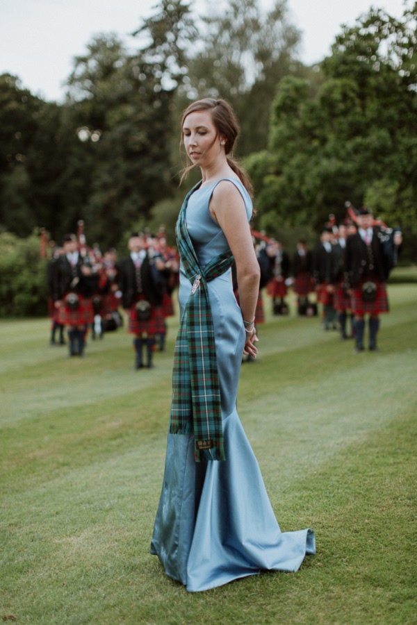 bride with scottish pipers