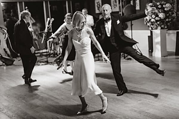 classical jazz dancing during wedding scotland