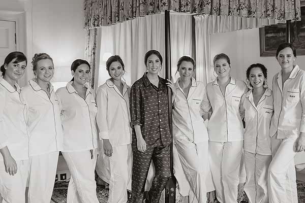bride with bridesmates group shot during preparations at dumfries house