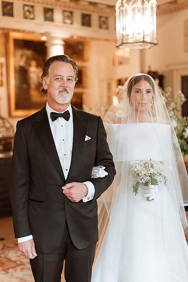 father and bride just before ceremony