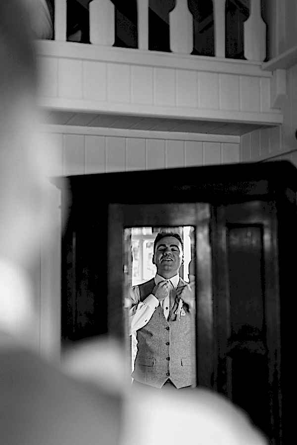 Wedding Photographers Glasgow The Lodge on Loch Goil 16