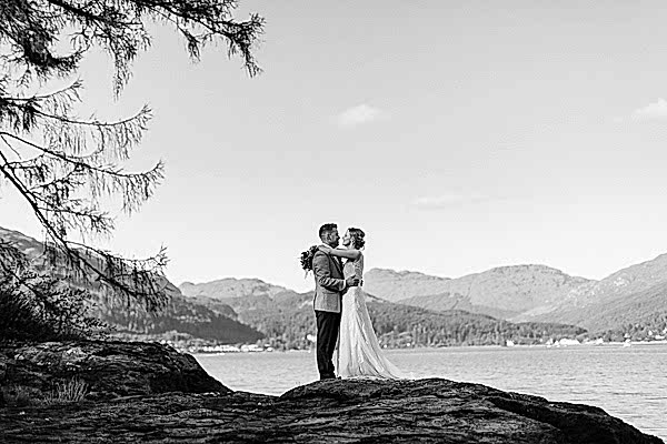Wedding Photographers Glasgow The Lodge on Loch Goil 62