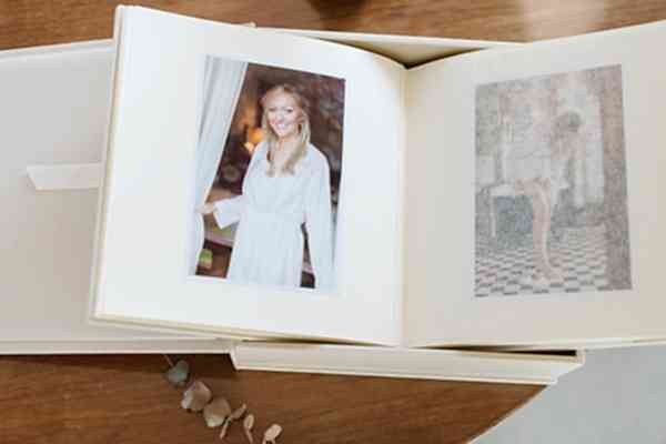 Wedding Photographer Glasgow Albums 11