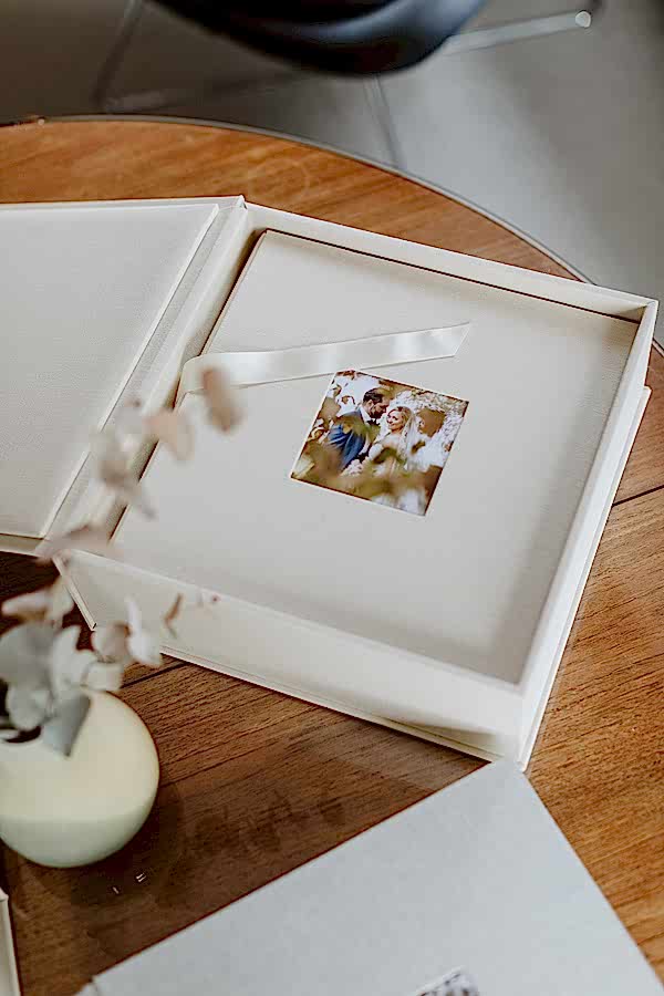 Wedding Photographer Glasgow Albums 2
