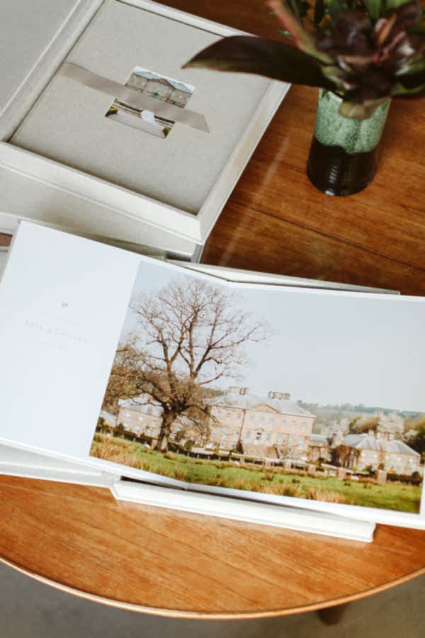 Wedding Photographer Glasgow Albums 20