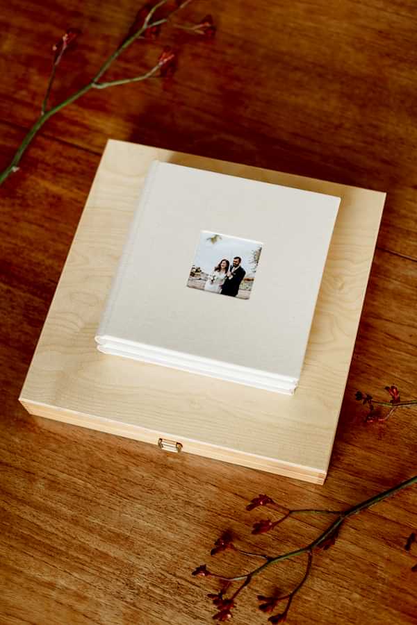 Wedding Photographer Glasgow Albums 24