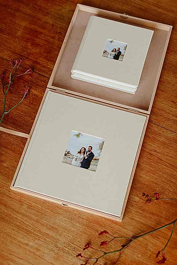 Wedding Photographer Glasgow Albums 26