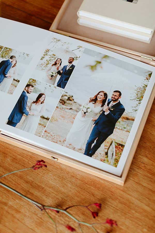 Wedding Photographer Glasgow Albums 30