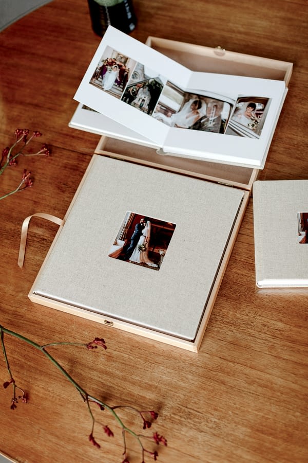 Wedding Photographer Glasgow Albums 35