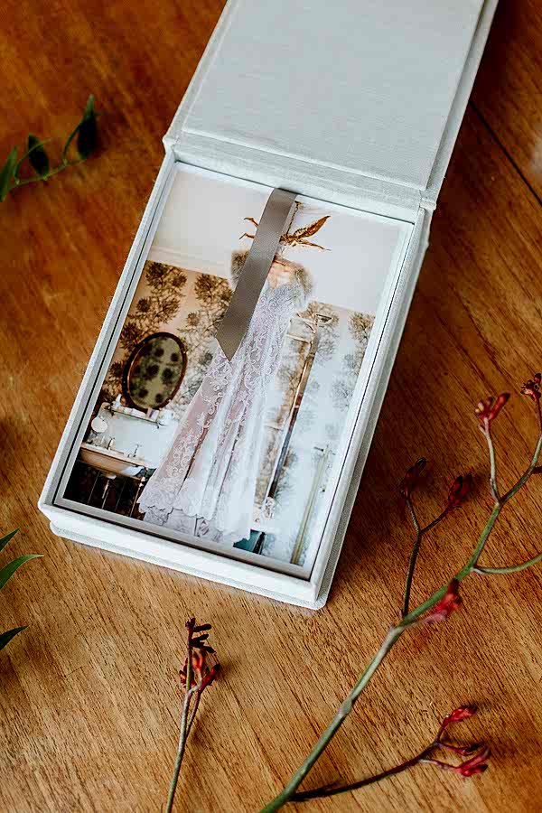 Wedding Photographer Glasgow Albums 45